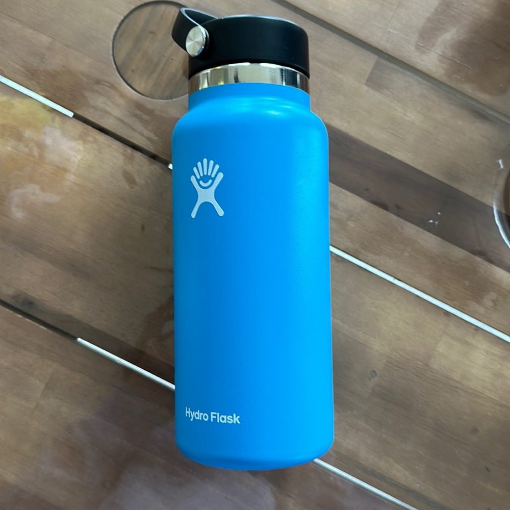 32oz hydro flask like new